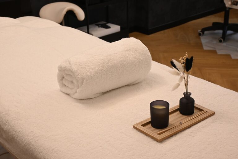 Domowe spa: prosty sposób na relaks i pielęgnację